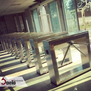 Advantages Tripod turnstile