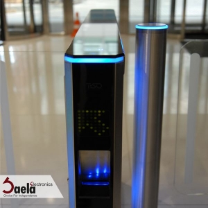 Turnstile gate for persons and cyclists